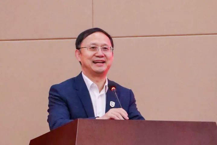 17位与会代表在中国高等教育学会召开的学习贯彻党的二十大精神座谈会上畅谈学习体会