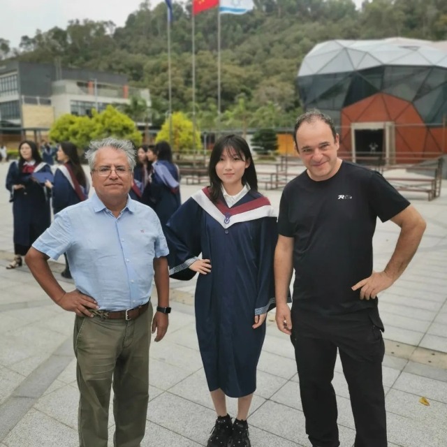 广东以色列理工学院毕业生苗雨：仰望星空，脚踏实地